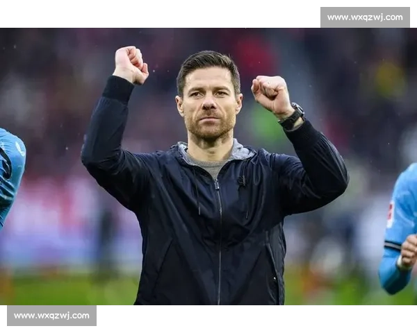 B 费留队存疑，拜仁追中卫：足坛双料转会暗流涌动